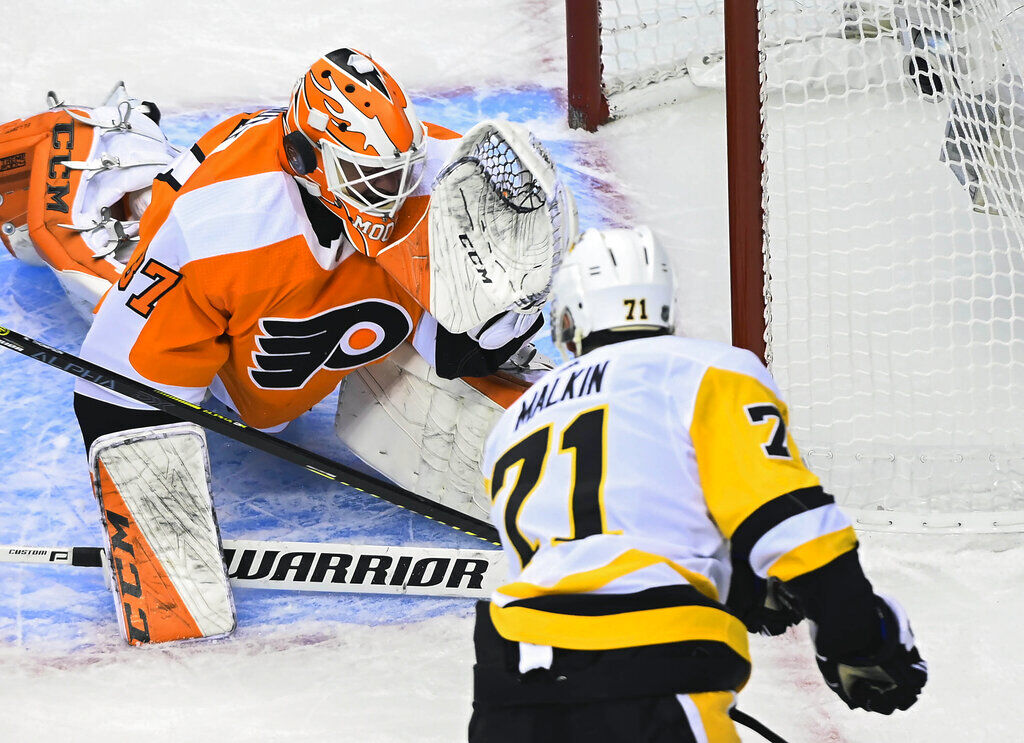 APTOPIX Penguins Flyers Hockey